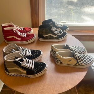 4 pairs of boys vans various sizes read listing